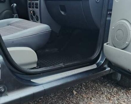 Черный Дачия Логан, объемом двигателя 1.6 л и пробегом 226 тыс. км за 4700 $, фото 22 на Automoto.ua