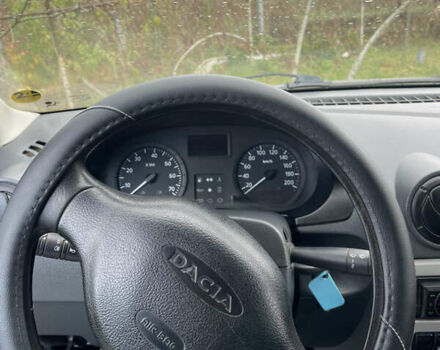Чорний Дачія Logan, об'ємом двигуна 1.39 л та пробігом 306 тис. км за 3300 $, фото 7 на Automoto.ua