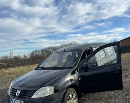 Чорний Дачія Logan, об'ємом двигуна 1.39 л та пробігом 306 тис. км за 3300 $, фото 1 на Automoto.ua