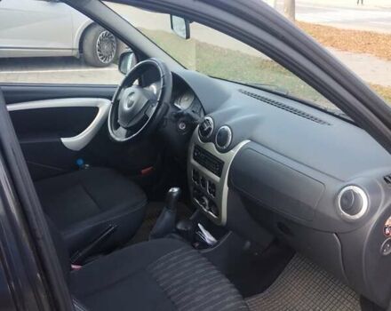 Черный Дачия Логан, объемом двигателя 1.6 л и пробегом 339 тыс. км за 4200 $, фото 14 на Automoto.ua