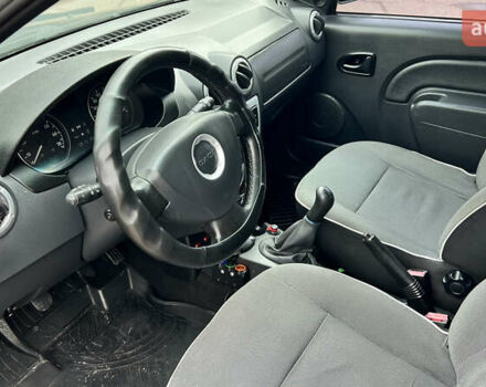 Дачия Логан 2012 в Кривом Роге на Automoto.ua Черный Дачия Логан, объемом двигателя 1.6 л и пробегом 175 тыс. км за 6999 $, фото 13 на Automoto.ua