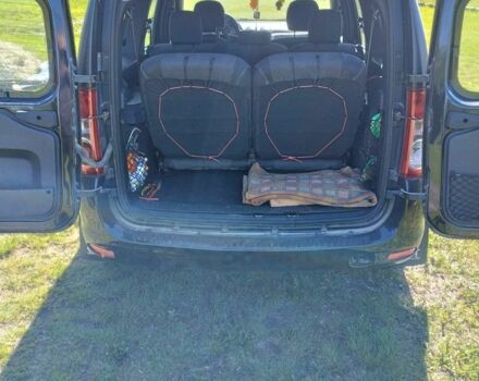 Черный Дачия Логан, объемом двигателя 1 л и пробегом 192 тыс. км за 5600 $, фото 5 на Automoto.ua