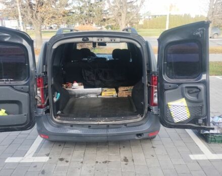 Черный Дачия Логан, объемом двигателя 1.6 л и пробегом 339 тыс. км за 4187 $, фото 16 на Automoto.ua