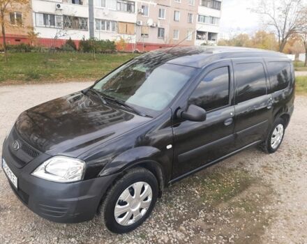 Черный Дачия Логан, объемом двигателя 1.6 л и пробегом 166 тыс. км за 3800 $, фото 1 на Automoto.ua