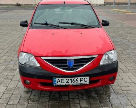 Красный Дачия Логан, объемом двигателя 1.6 л и пробегом 700 тыс. км за 1850 $, фото 1 на Automoto.ua