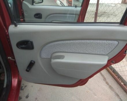 Красный Дачия Логан, объемом двигателя 1.4 л и пробегом 250 тыс. км за 3500 $, фото 17 на Automoto.ua