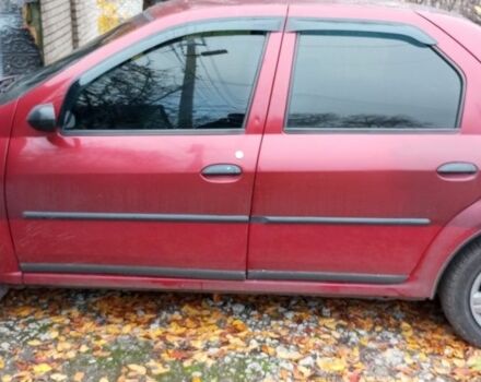 Красный Дачия Логан, объемом двигателя 1.6 л и пробегом 470 тыс. км за 2000 $, фото 3 на Automoto.ua