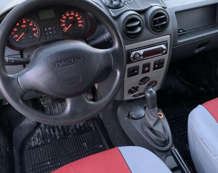 Червоний Дачія Logan, об'ємом двигуна 1.4 л та пробігом 98 тис. км за 3500 $, фото 8 на Automoto.ua