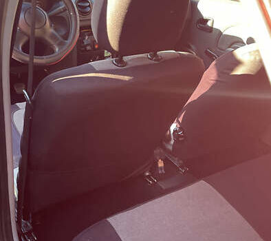 Красный Дачия Логан, объемом двигателя 0 л и пробегом 243 тыс. км за 2600 $, фото 7 на Automoto.ua