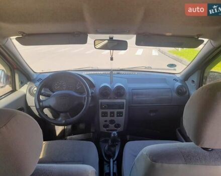 Красный Дачия Логан, объемом двигателя 1.6 л и пробегом 330 тыс. км за 3350 $, фото 15 на Automoto.ua