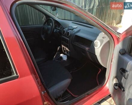 Червоний Дачія Logan, об'ємом двигуна 1.4 л та пробігом 221 тис. км за 3200 $, фото 6 на Automoto.ua