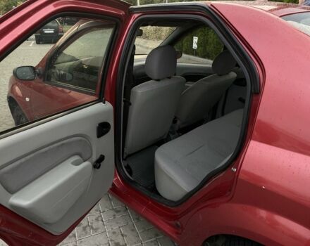 Красный Дачия Логан, объемом двигателя 1.4 л и пробегом 177 тыс. км за 3200 $, фото 8 на Automoto.ua