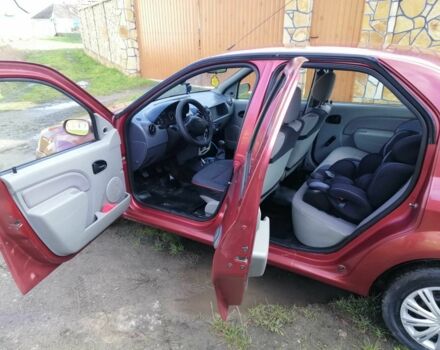 Червоний Дачія Logan, об'ємом двигуна 1.4 л та пробігом 198 тис. км за 2700 $, фото 8 на Automoto.ua