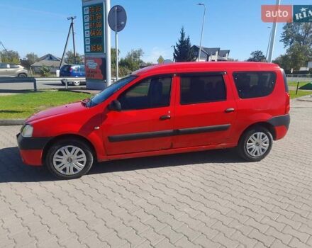 Красный Дачия Логан, объемом двигателя 1.6 л и пробегом 330 тыс. км за 3350 $, фото 2 на Automoto.ua