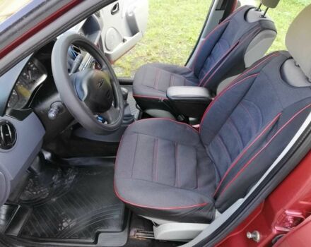 Червоний Дачія Logan, об'ємом двигуна 1.4 л та пробігом 198 тис. км за 2700 $, фото 15 на Automoto.ua