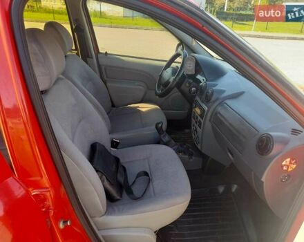 Красный Дачия Логан, объемом двигателя 1.6 л и пробегом 330 тыс. км за 3350 $, фото 12 на Automoto.ua