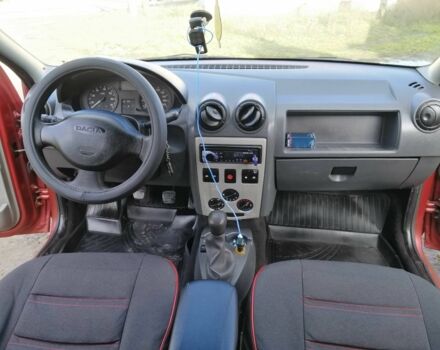 Червоний Дачія Logan, об'ємом двигуна 1.4 л та пробігом 198 тис. км за 2700 $, фото 12 на Automoto.ua