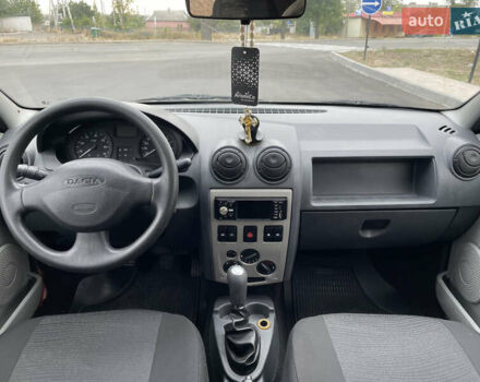 Красный Дачия Логан, объемом двигателя 1.4 л и пробегом 250 тыс. км за 3700 $, фото 5 на Automoto.ua