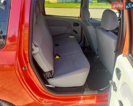 Красный Дачия Логан, объемом двигателя 1.6 л и пробегом 330 тыс. км за 3350 $, фото 13 на Automoto.ua