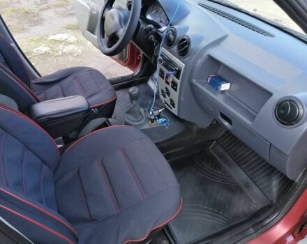 Червоний Дачія Logan, об'ємом двигуна 1.4 л та пробігом 198 тис. км за 2700 $, фото 9 на Automoto.ua