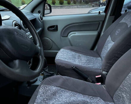 Красный Дачия Логан, объемом двигателя 1.4 л и пробегом 214 тыс. км за 3250 $, фото 29 на Automoto.ua