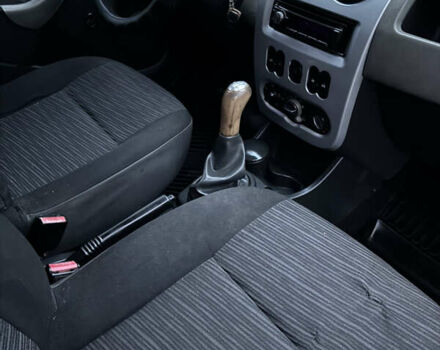 Красный Дачия Логан, объемом двигателя 1.4 л и пробегом 324 тыс. км за 3100 $, фото 22 на Automoto.ua