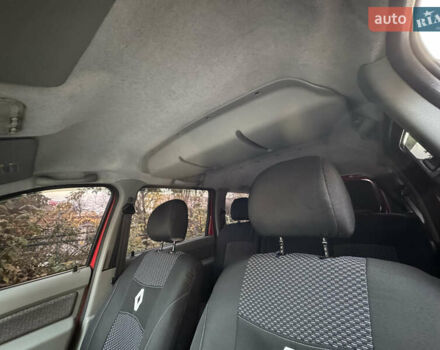 Красный Дачия Логан, объемом двигателя 1.5 л и пробегом 320 тыс. км за 5500 $, фото 5 на Automoto.ua