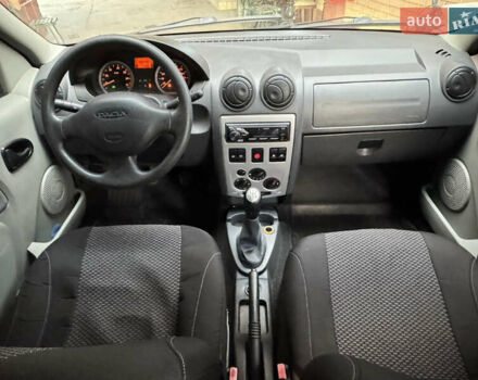 Красный Дачия Логан, объемом двигателя 1.5 л и пробегом 320 тыс. км за 5500 $, фото 12 на Automoto.ua