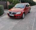 Красный Дачия Логан, объемом двигателя 1.6 л и пробегом 161 тыс. км за 4700 $, фото 1 на Automoto.ua