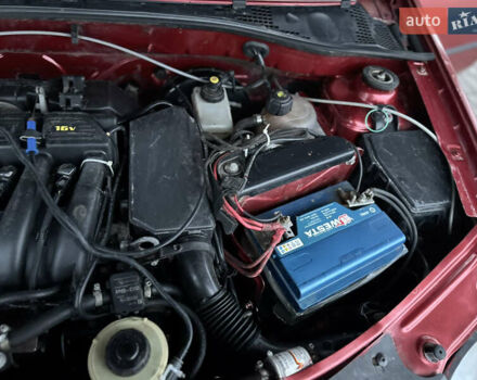 Красный Дачия Логан, объемом двигателя 1.4 л и пробегом 324 тыс. км за 3100 $, фото 18 на Automoto.ua