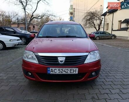Красный Дачия Логан, объемом двигателя 1.6 л и пробегом 280 тыс. км за 3950 $, фото 1 на Automoto.ua