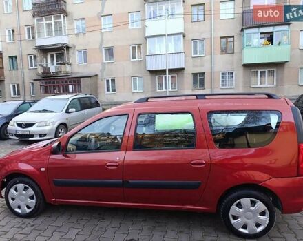 Красный Дачия Логан, объемом двигателя 1.6 л и пробегом 280 тыс. км за 3950 $, фото 7 на Automoto.ua