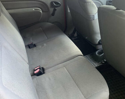 Червоний Дачія Logan, об'ємом двигуна 1.6 л та пробігом 242 тис. км за 4650 $, фото 4 на Automoto.ua