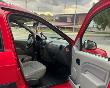 Красный Дачия Логан, объемом двигателя 1.5 л и пробегом 157 тыс. км за 4399 $, фото 17 на Automoto.ua