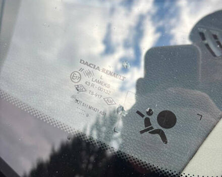 Красный Дачия Логан, объемом двигателя 1.5 л и пробегом 157 тыс. км за 4399 $, фото 13 на Automoto.ua