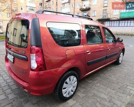 Красный Дачия Логан, объемом двигателя 1.6 л и пробегом 280 тыс. км за 3950 $, фото 4 на Automoto.ua