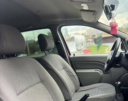 Червоний Дачія Logan, об'ємом двигуна 1.5 л та пробігом 156 тис. км за 4599 $, фото 26 на Automoto.ua