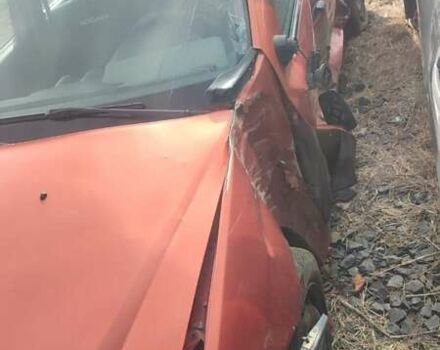 Красный Дачия Логан, объемом двигателя 1.6 л и пробегом 180 тыс. км за 2100 $, фото 3 на Automoto.ua