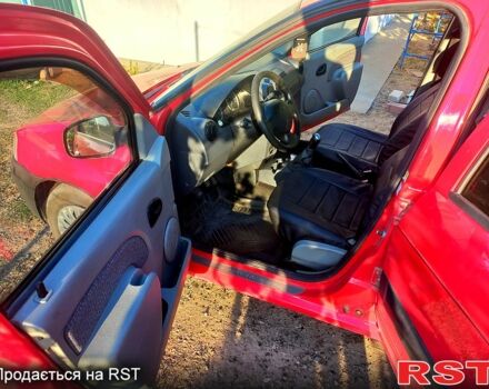 Красный Дачия Логан, объемом двигателя 1.5 л и пробегом 282 тыс. км за 4500 $, фото 3 на Automoto.ua