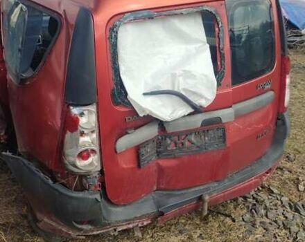 Красный Дачия Логан, объемом двигателя 1.6 л и пробегом 180 тыс. км за 2100 $, фото 1 на Automoto.ua