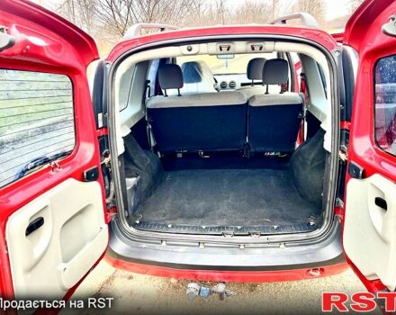 Червоний Дачія Logan, об'ємом двигуна 1.6 л та пробігом 175 тис. км за 5200 $, фото 10 на Automoto.ua