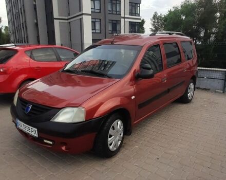 Красный Дачия Логан, объемом двигателя 1.6 л и пробегом 152 тыс. км за 3500 $, фото 11 на Automoto.ua