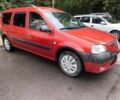 Красный Дачия Логан, объемом двигателя 1.6 л и пробегом 228 тыс. км за 4400 $, фото 2 на Automoto.ua