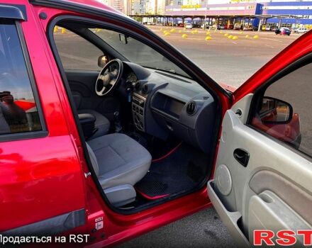 Червоний Дачія Logan, об'ємом двигуна 1.6 л та пробігом 140 тис. км за 3800 $, фото 1 на Automoto.ua