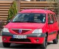 Красный Дачия Логан, объемом двигателя 1.6 л и пробегом 216 тыс. км за 5200 $, фото 1 на Automoto.ua