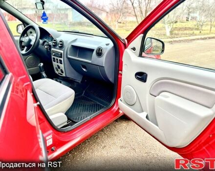 Червоний Дачія Logan, об'ємом двигуна 1.6 л та пробігом 175 тис. км за 5200 $, фото 5 на Automoto.ua