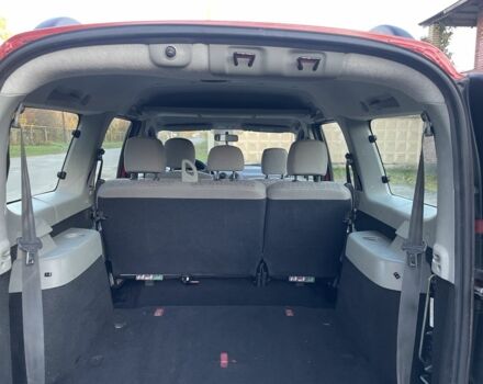 Красный Дачия Логан, объемом двигателя 1.6 л и пробегом 204 тыс. км за 4900 $, фото 7 на Automoto.ua