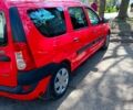 Красный Дачия Логан, объемом двигателя 1.6 л и пробегом 300 тыс. км за 3700 $, фото 1 на Automoto.ua