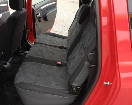 Червоний Дачія Logan, об'ємом двигуна 1.6 л та пробігом 159 тис. км за 5850 $, фото 22 на Automoto.ua