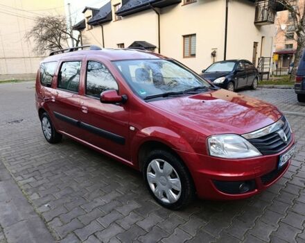 Красный Дачия Логан, объемом двигателя 1.6 л и пробегом 258 тыс. км за 3950 $, фото 2 на Automoto.ua
